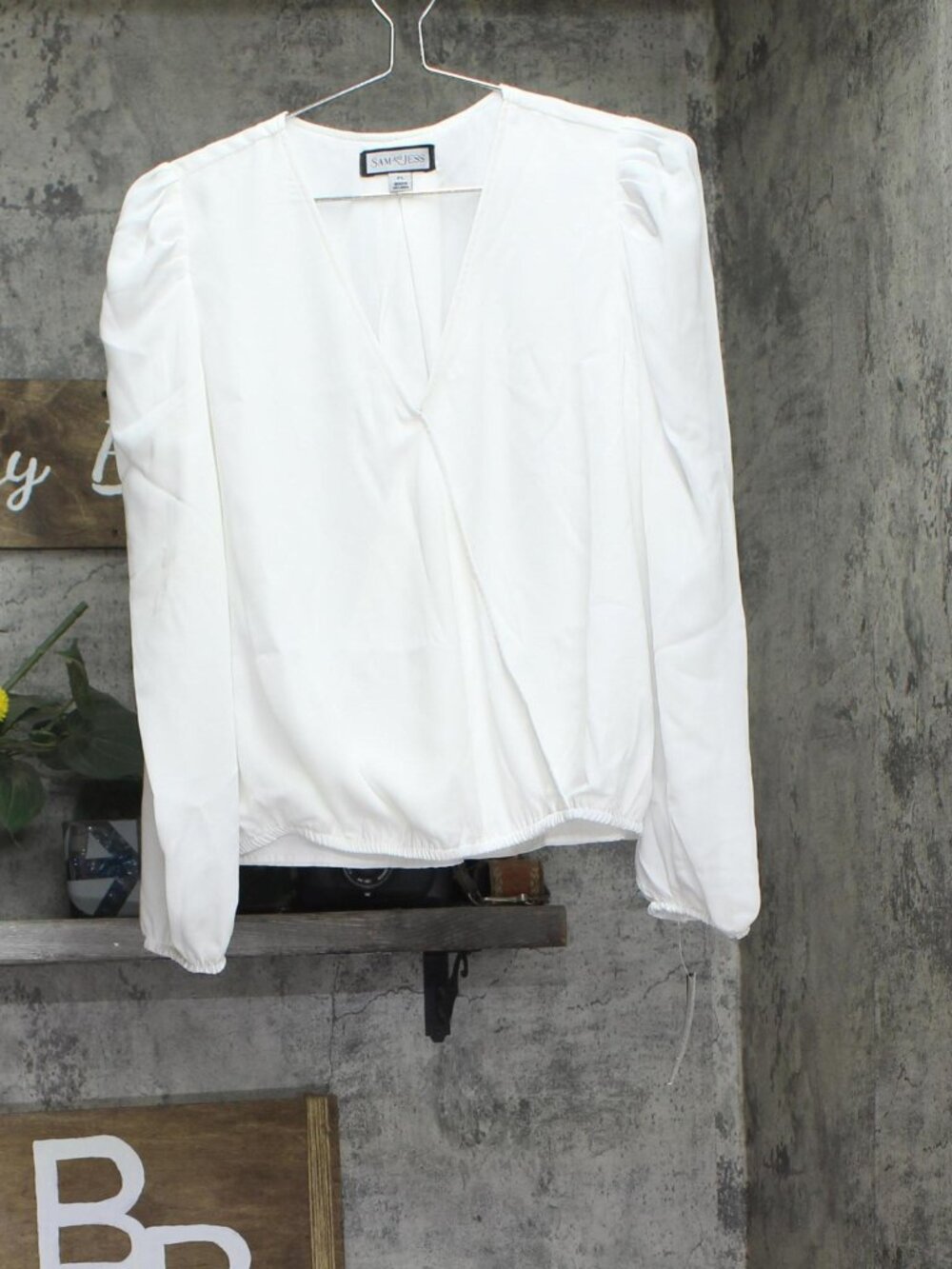 White Sam Jess Woven Petite Puff Sleeve Top Ivory Off Pl